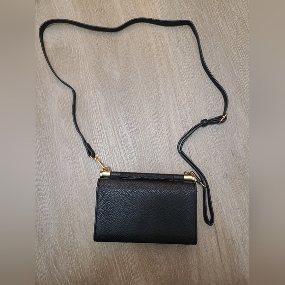 Chic Black vegan Leather Crossbody Wallet Bag with Gold Accents - Picture 3 of 3